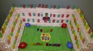 Shakira y Piqué celebran su triple fiesta