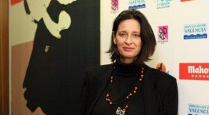 Paola Dominguín diseña el cartel taurino de Fallas 2012