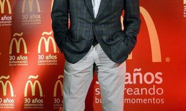 Bertín Osborne viaja a Sevilla para conocer a sus nietos