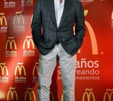Bertín Osborne viaja a Sevilla para conocer a sus nietos