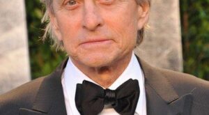 El FBI y Michael Douglas luchan juntos contra el fraude financiero