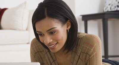 Las mujeres trabajadoras son las que más compran en Internet