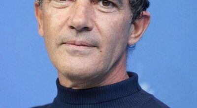 Le roban la cartera a Antonio Banderas en Hungría