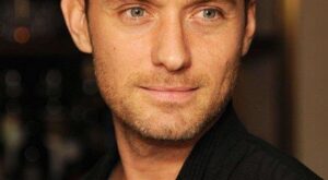 Jude Law y Ruth Wilson siguen juntos