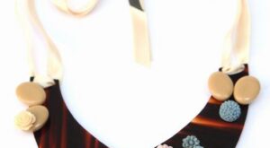 Duyos diseña bisutería para los caramelos Solano