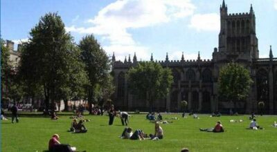 Las mujeres son las que más solicitan los cursos de idiomas en el extranjero