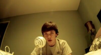 El niño con la impresionante voz de los tráiler de cine