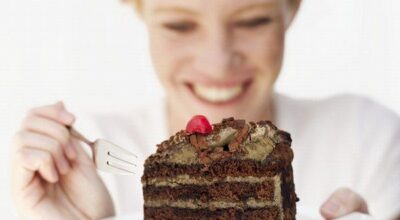 La Confitería Marqués ofrece tartas artesanas sin alérgenos