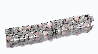 Subastan una pulsera de la Reina Victoria Eugenia