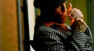 John Malkovich lanza una línea masculina de ropa