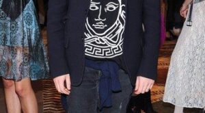 Christopher Kane abandona Versus