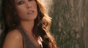 Malú lanza «Dual», su nuevo disco