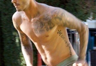 David Beckham corre en calzoncillos