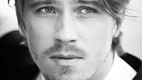 Garrett Hedlund es el nuevo rostro de YSL perfumes
