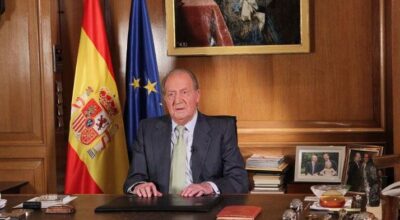 Los famosos opinan sobre la abdicación del Rey vía Twitter