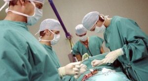 Los riesgos de la cirugía estética