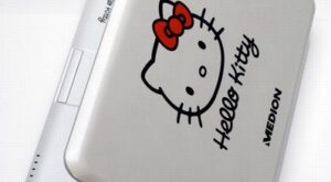 ¡Medion celebra los 34 años de Kitty!