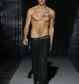 Mango lanzará su primera colección masculina la próxima primavera