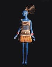 La exposición Yves Saint Laurent. Diálogos con el arte, en A Coruña