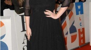 La biografía de Adele sale a la venta en pleno embarazo