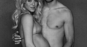 Shakira y Piqué posan semidesnudos para celebrar la llegada de su hijo
