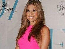 Eva Mendes, imagen de Calvin Klein