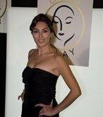 Estrella Morente recibe el premio Olay a la mujer del año