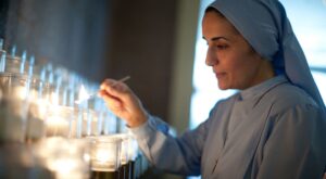 La Iglesia Anglicana vota a favor de las mujeres obispo