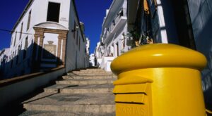 Varias trabajadoras denuncian el trato de Correos a las embarazadas