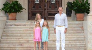 El primer posado de Felipe y Letizia en Marivent como Reyes