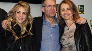 Shakira disfruta de Brasil con los padres de Piqué