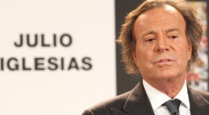 Julio Iglesias se confiesa: ‘No me considero un buen padre’