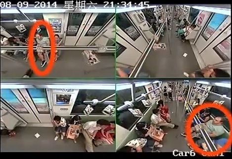 El desmayo de un pasajero provoca una situación de pánico colectivo en el metro de Shanghai