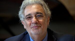Plácido Domingo se recupera de la embolia que le obligó a ingresar ayer
