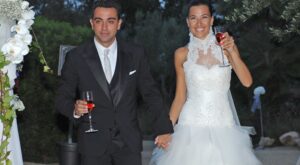 Xavi Hernández y Nuria Cunillera contraen matrimonio en Girona