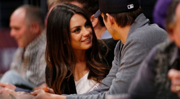 Ashton Kutcher y Mila Kunis ¡ya son papás de una niña!