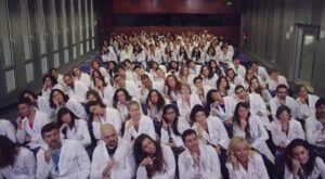 ¡Los científicos a bailar!: un vídeo musical recauda fondos para el estudio del cáncer, la diabetes y el alzheimer