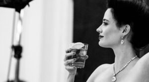 Eva Green, protagonista del calendario Campari 2015