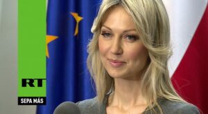 Magdalena Ogorek, la candidata polaca más guapa del mundo