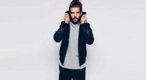 Por qué ahora te lo pensarás dos veces antes de besar a un hombre con barba