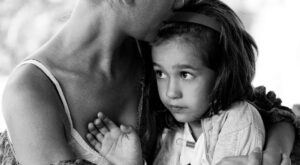 ¿Cuál es la mejor forma de hablar de la muerte a nuestros hijos?