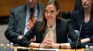 Angelina Jolie recibirá un Oscar honorífico por su labor humanitaria