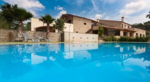 Las mejores piscinas para una escapada con los pequeños de la casa