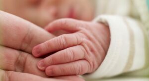 La historia del pequeño Thomas y sus cinco días de vida