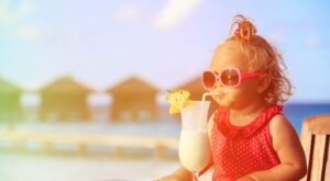 ¿Sabes cómo proteger e hidratar la piel de tu bebé en verano?