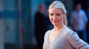 Cómo vestir si tus pechos son pequeños