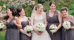 ¡Dama de honor a los 89 años!