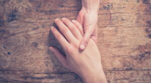 Urticaria: qué es y cómo aliviar el picor