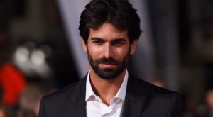 Rubén Cortada: «Me avergüenza que mi padre me tire flores»