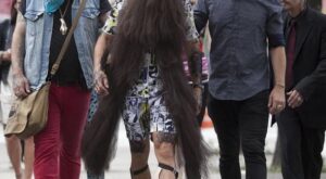 El hombre con la barba más larga del mundo